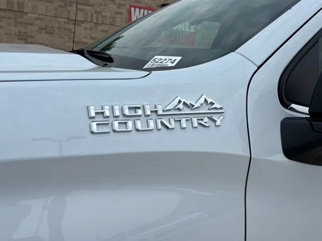 New 2026 Polar White Tricoat Chevrolet High Country image 11