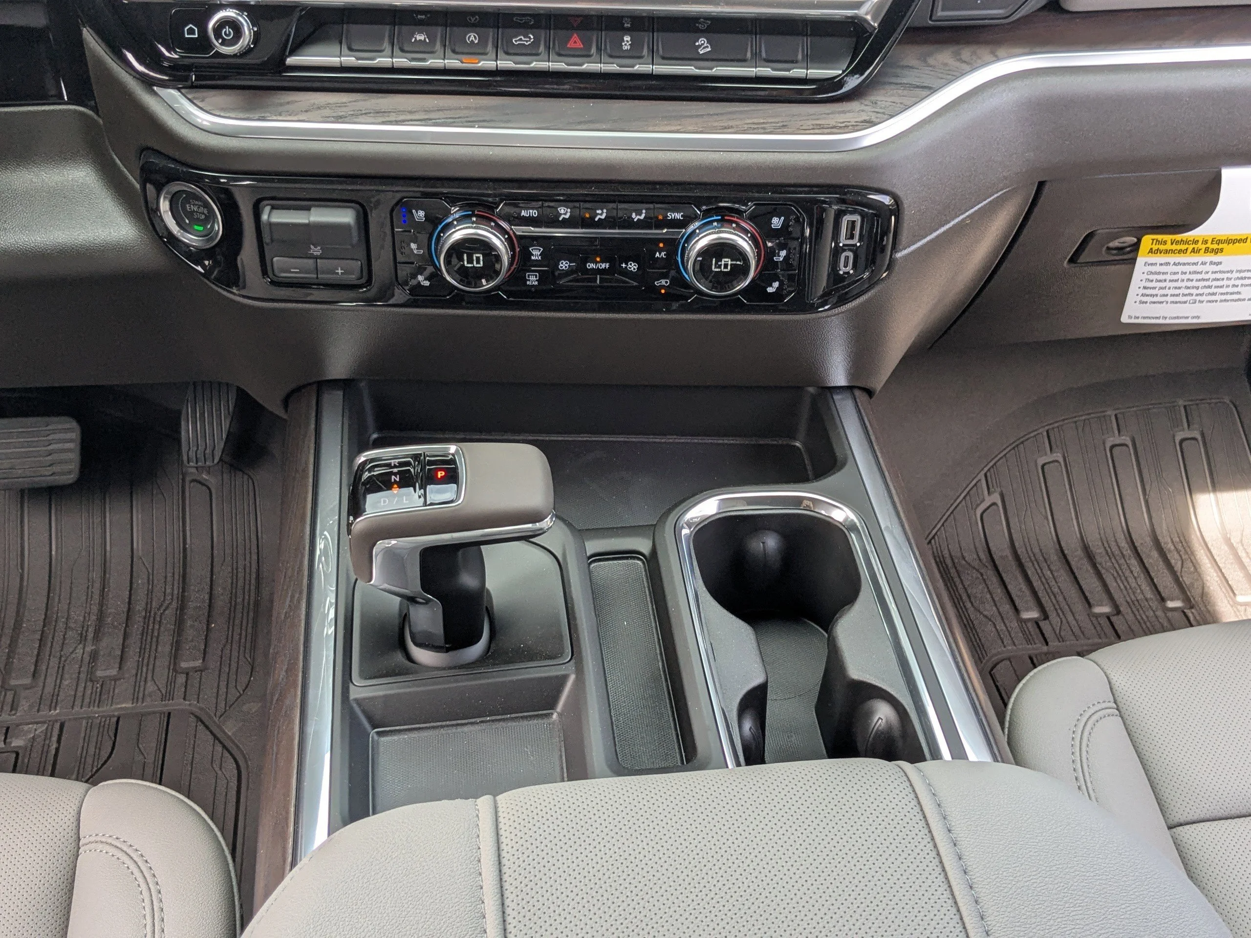 2026 GMC Sierra 1500 SLT - Photo 19