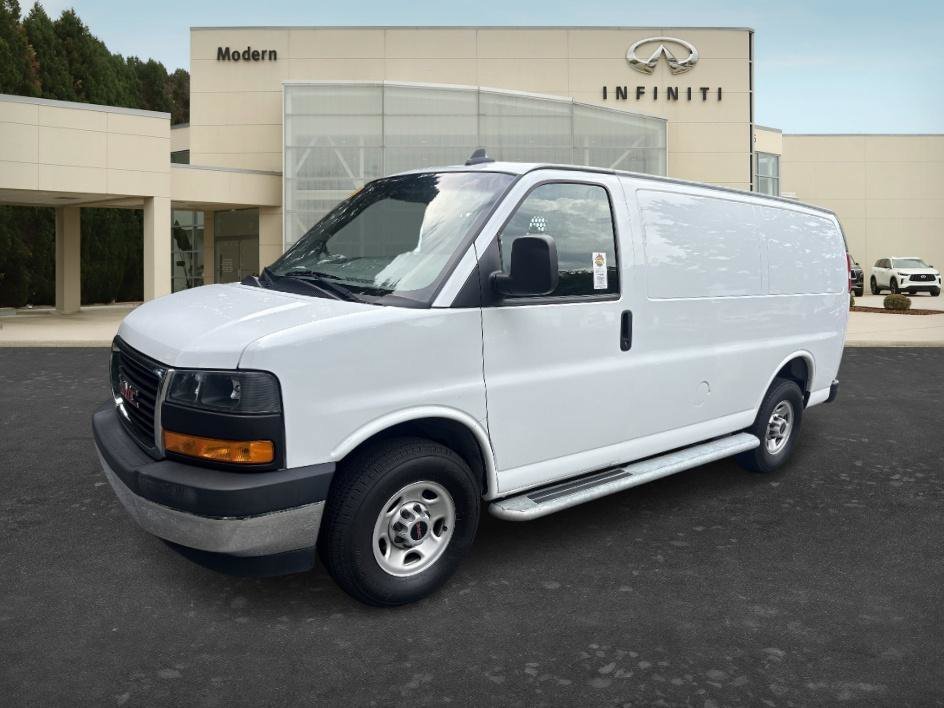 2023 GMC Savana Cargo Van