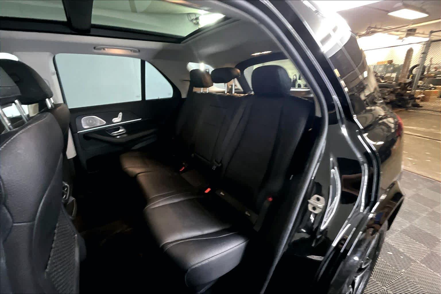 Certified Used 2023 Obsidian Black Metallic Mercedes-Benz GLE 450 image 21