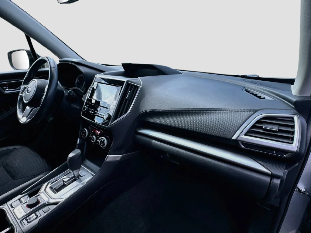 Used 2021 Silver Subaru Premium image 37