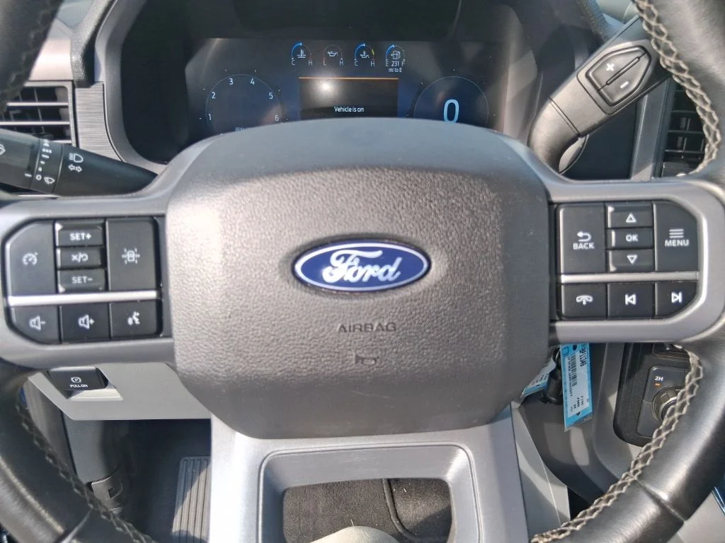 Used 2024 Blue Ford XLT image 11