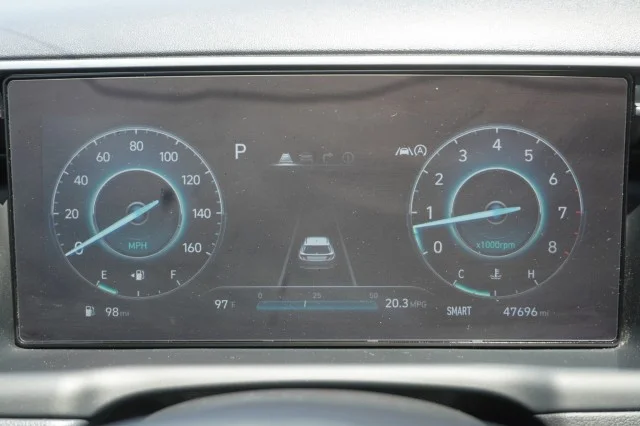 Used 2023  Hyundai Limited image 28