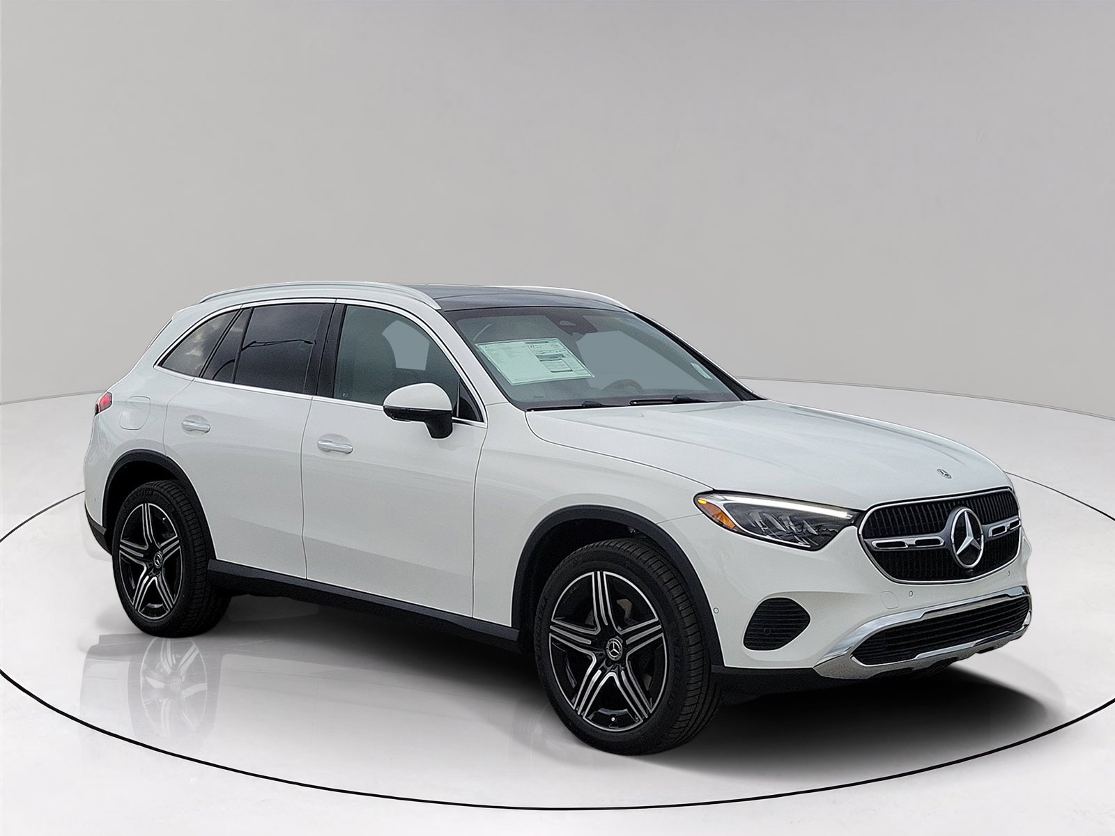 New 2027 Polar White Mercedes-Benz GLC 300 image 1