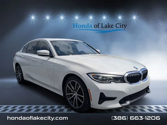 2021 BMW 3 Series 330i Sedan's photo