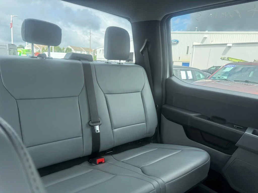 New 2026 Oxford White Ford F-250® XL image 53