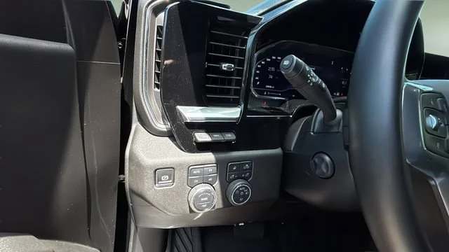 Used 2025 Black Chevrolet LTZ image 23