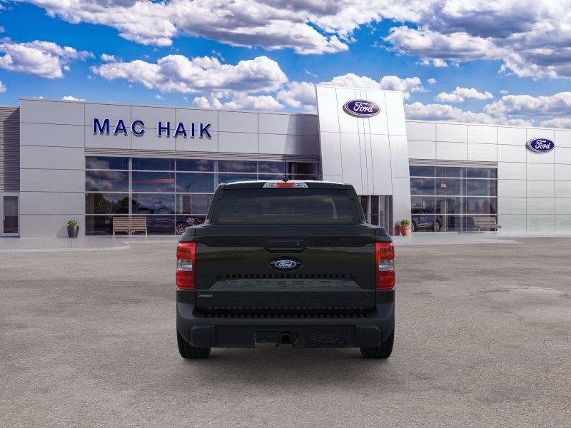 New 2026 Shadow Black Ford XLT image 5