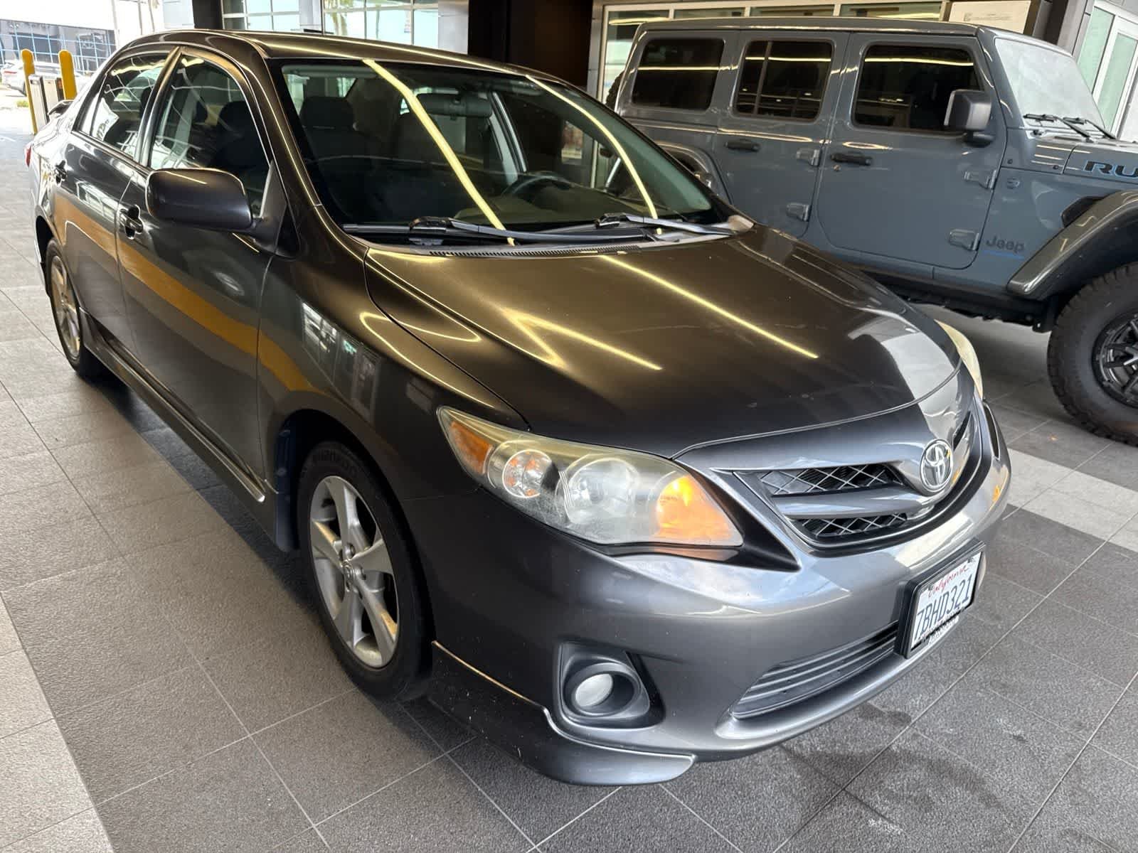 Used 2013 Magnetic Gray Metallic Toyota S image 7