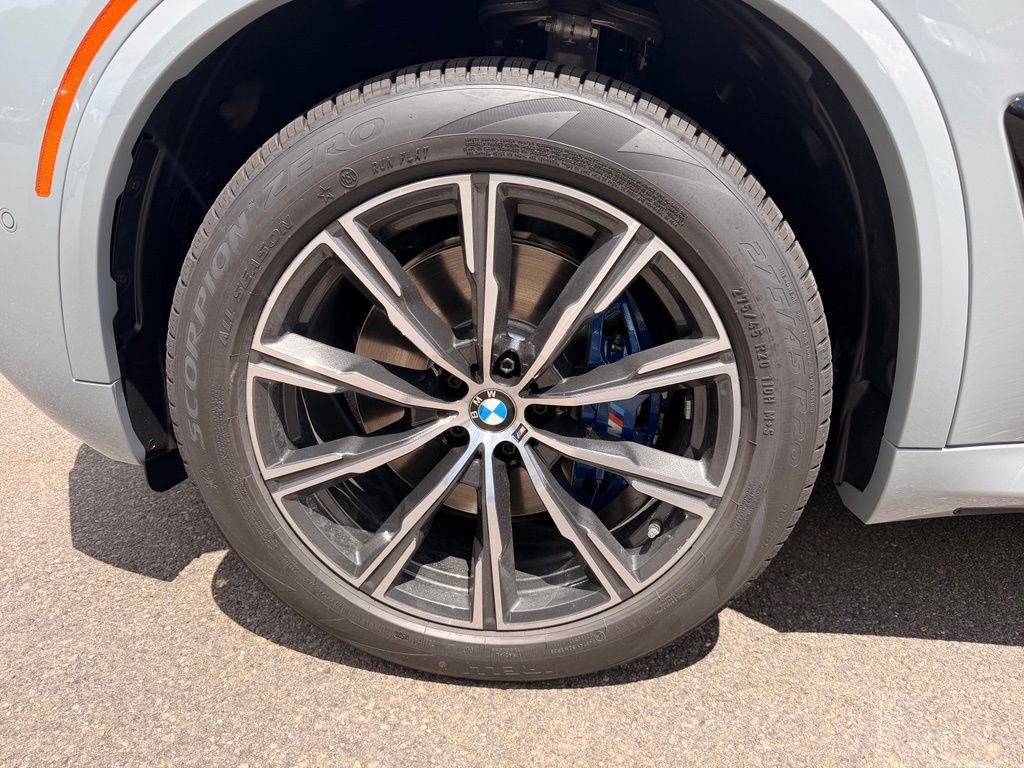 New 2026 Brooklyn Grey Metallic BMW xDrive40i image 5