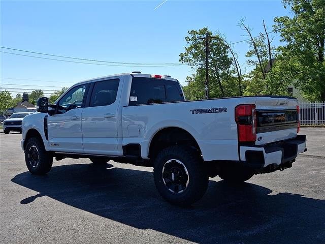 New 2026 Star White Metallic Tri-Coat Ford F-250® Platinum® image 24