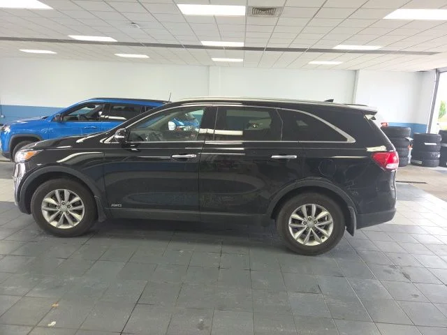 Used 2016 Kia Sorento LX with VIN 5XYPGDA31GG037203 for sale in Stoughton, WI
