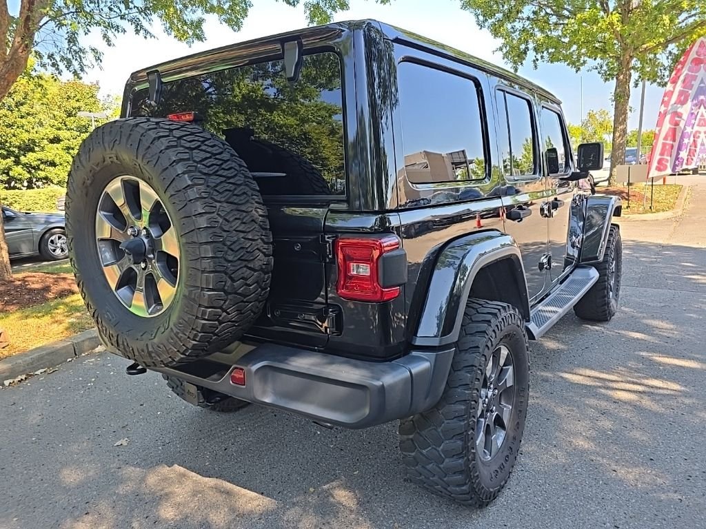 Used 2018 Black Jeep Unlimited Sahara image 8