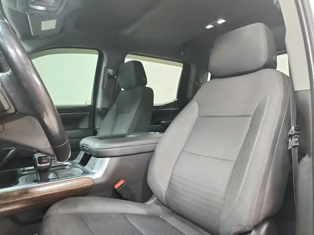 Used 2022 Quicksilver Metallic GMC Elevation image 10