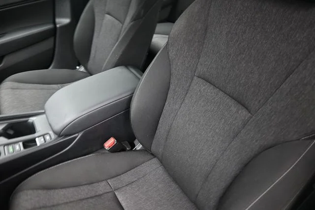 2025 Honda Accord SE - Photo 18