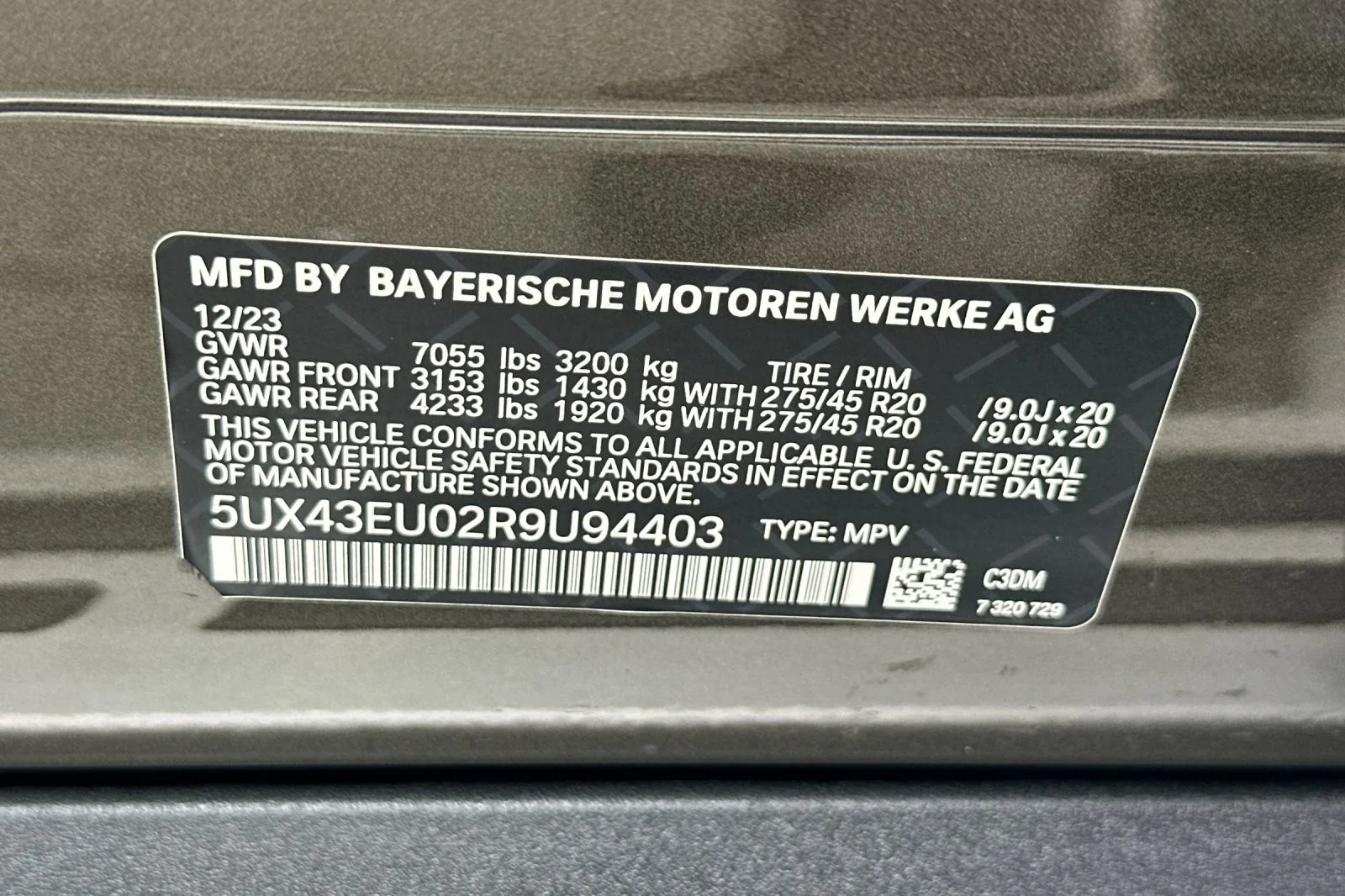 Used 2024 Manhattan Green Metallic BMW xDrive50e image 29