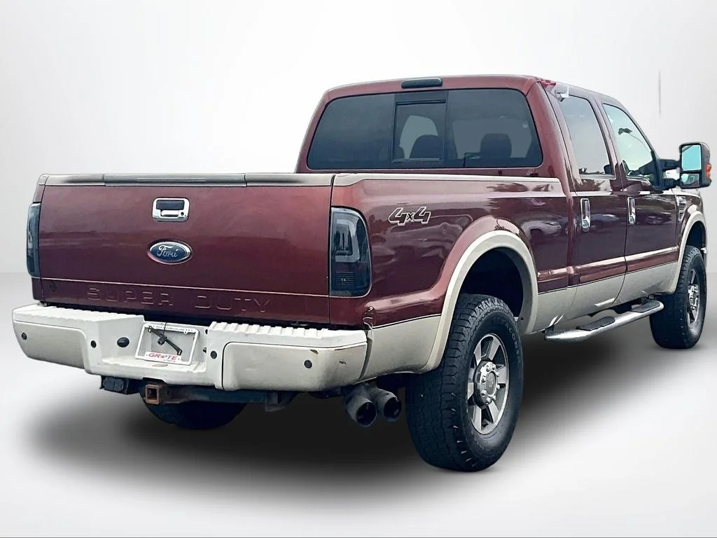 Used 2008 Red Ford  image 2