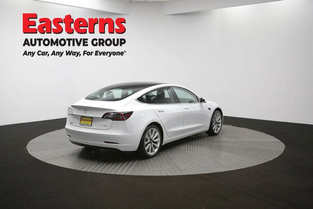 Used 2018 White Tesla Long Range image 39
