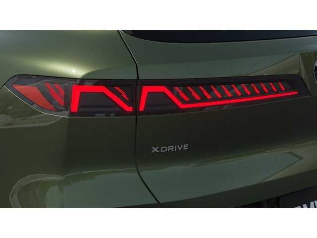 New 2027 Grey Pine Metallic BMW 40 xDrive image 8