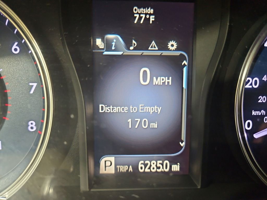 Used 2016 Gray Toyota LE image 17