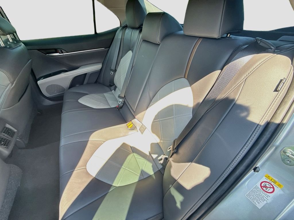 Used 2019 Celestial Silver Metallic Toyota XLE image 19