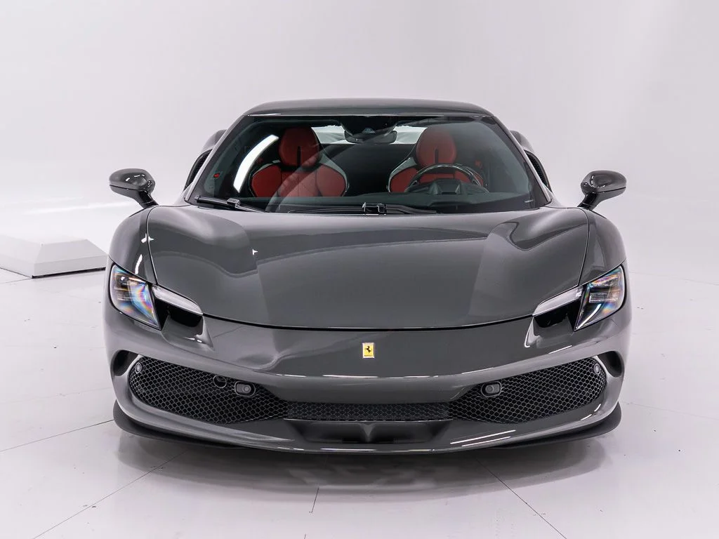 Used 2023 Grigio Scuro Ferrari  image 8