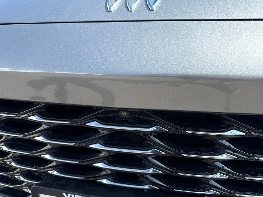 Used 2025 Moonstone Gray Metallic Buick Avenir image 13
