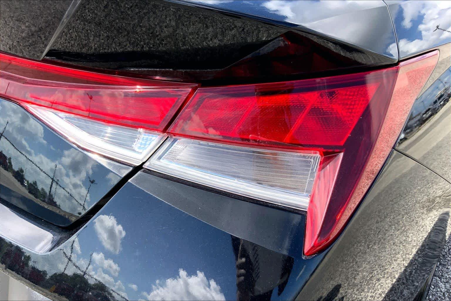 Used 2024 Abyss Black Hyundai SEL image 30