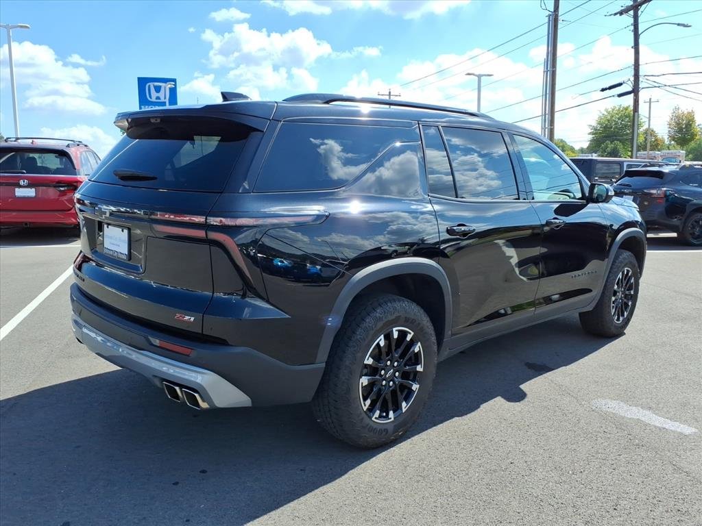 Used 2026 MOSAIC BLACK META Chevrolet AWD Z71 image 7