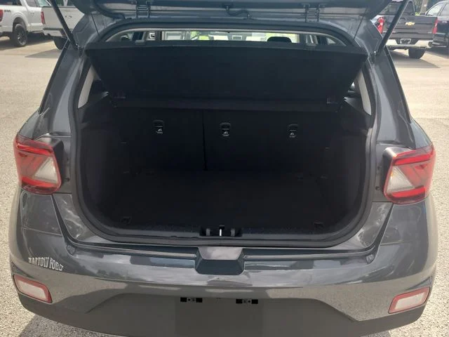 Used 2025 Gray Hyundai SEL image 9