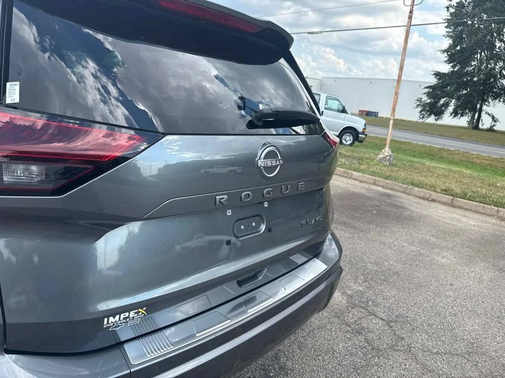 Used 2024 Gray Nissan SL image 33