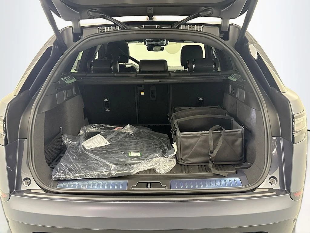 New 2026 Varesine Blue Land Rover Belgravia Edition image 27