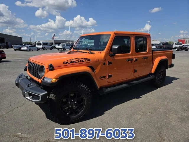 Used 2025 Orange Jeep High Tide image 10