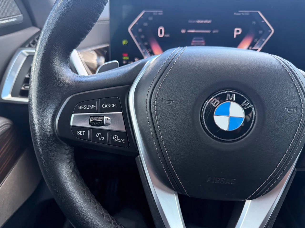Used 2026 Gray Metallic BMW xDrive40i image 17