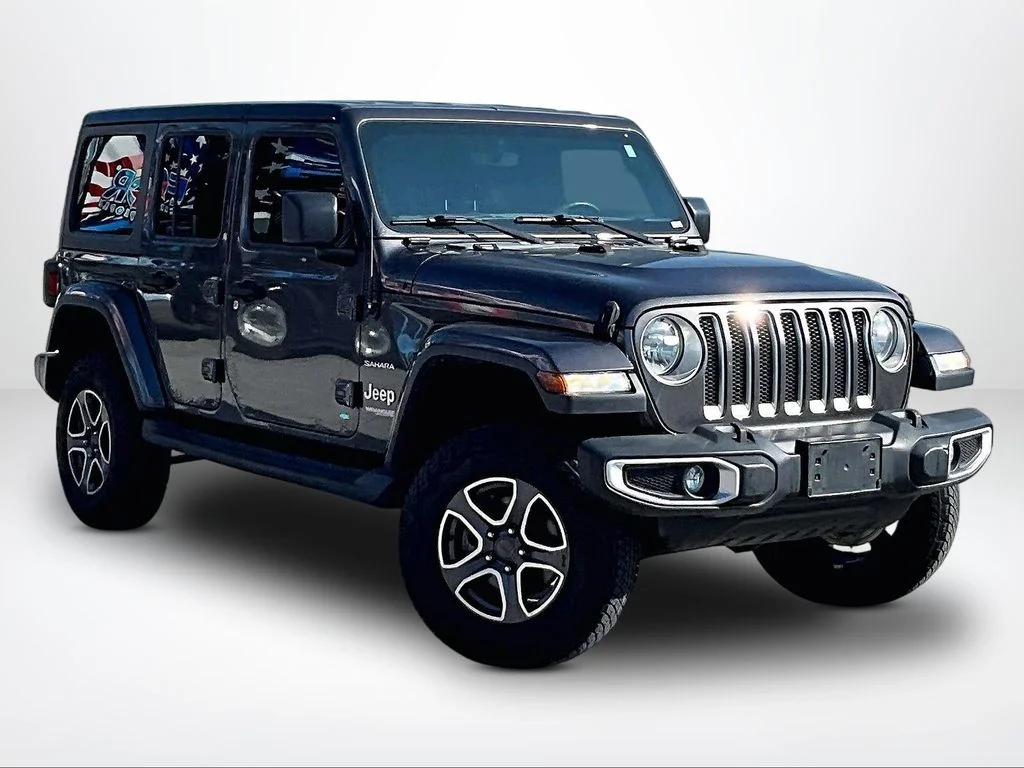 Used 2019 Gray Jeep Unlimited Sahara image 13