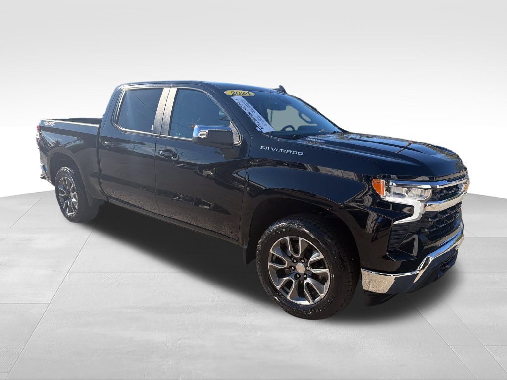 Used 2024 Black Chevrolet LT image 7