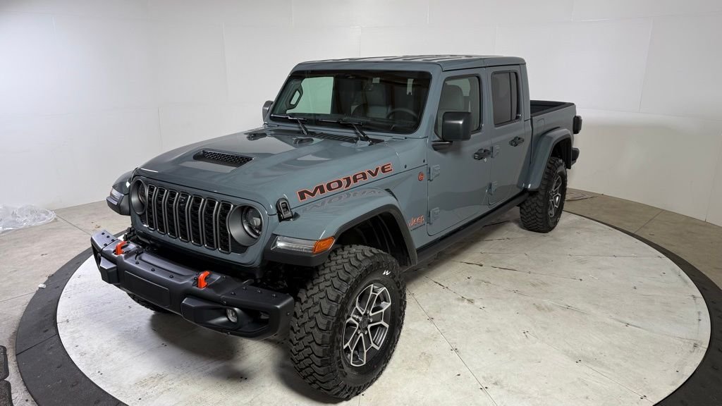 New 2026 Anvil Clear-Coat Exterior Paint Jeep Mojave X image 3