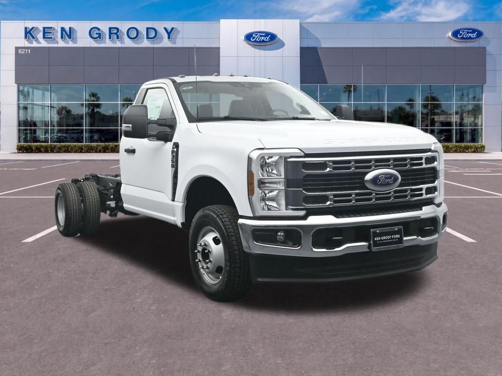 New 2026 Oxford White Ford XL image 1