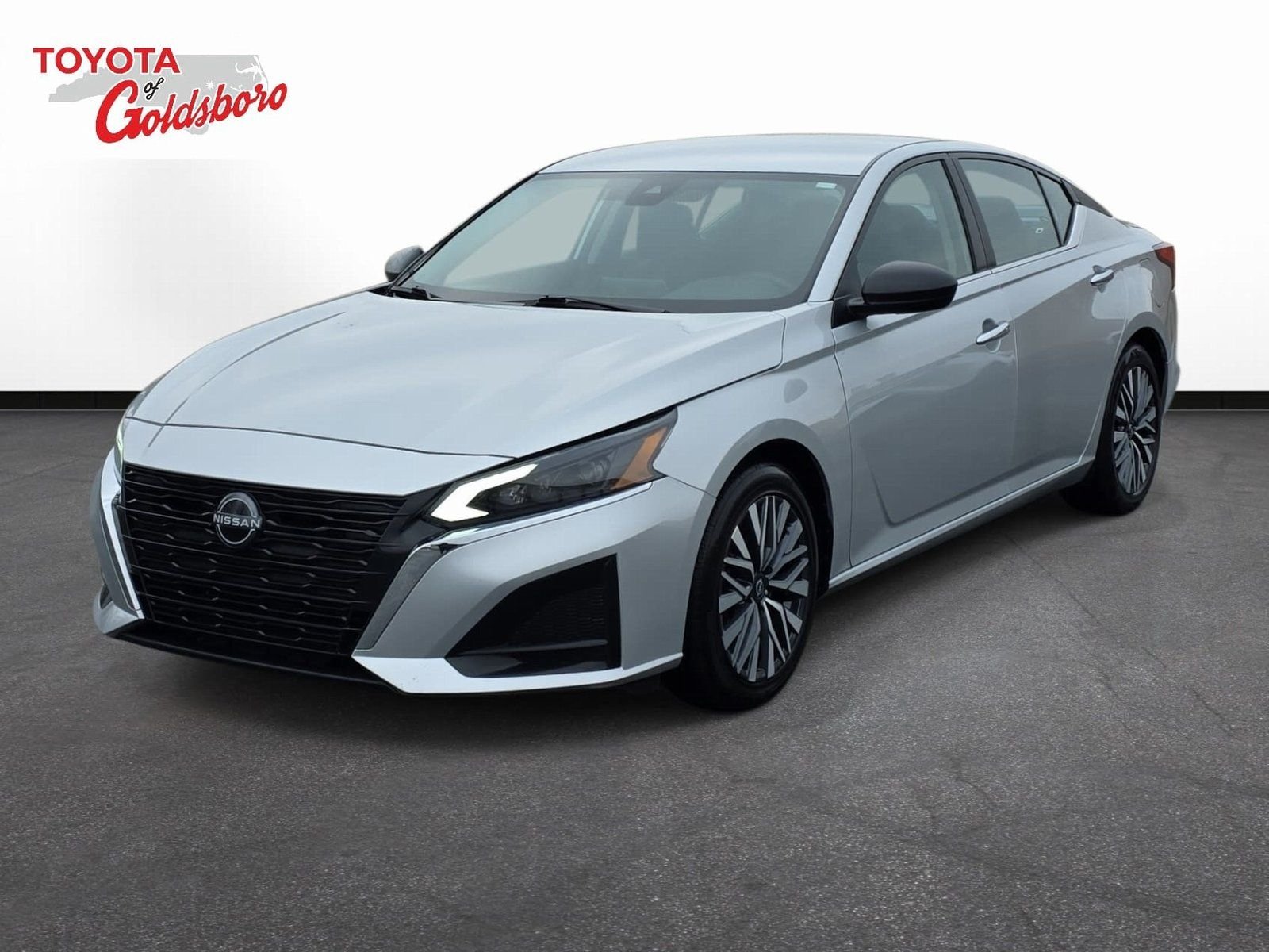 2024 Nissan Altima SV