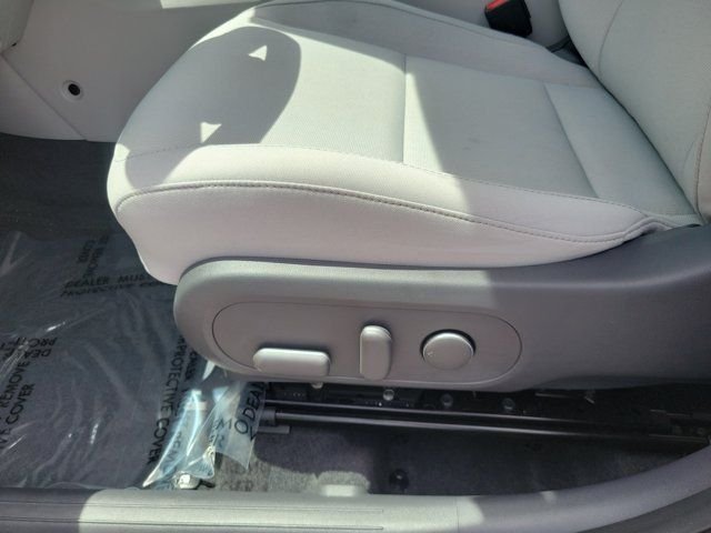 2025 Hyundai Kona SEL - Photo 10