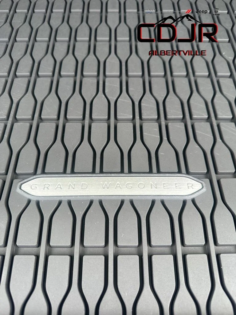 New 2024 Baltic-Gray Metallic Clear-Coat Exterior Paint Jeep Series II image 6