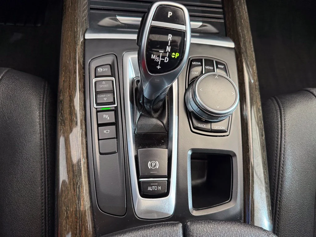 Used 2018 Dark Graphite BMW sDrive35i image 38