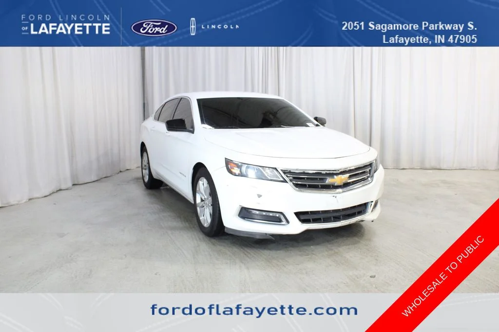 Used 2018 White Chevrolet LT image 1