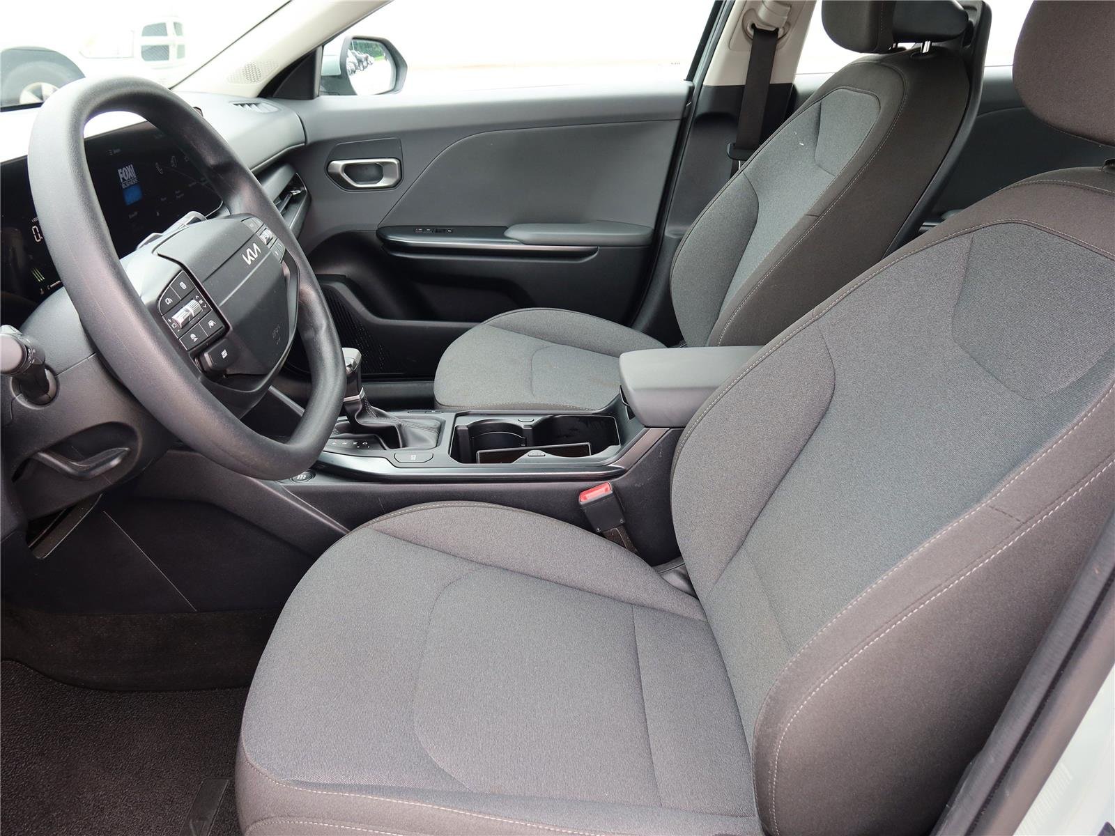 Used 2025 Morning Haze Kia LXS image 11