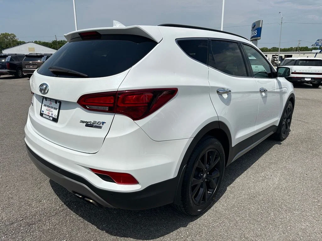 Used 2018 Frost White Pearl Hyundai 2.0T Ultimate image 5