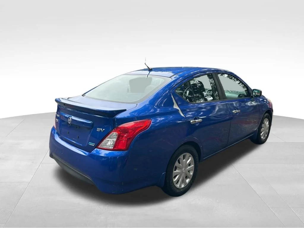 Used 2016 Blue Nissan 1.6 SV image 5