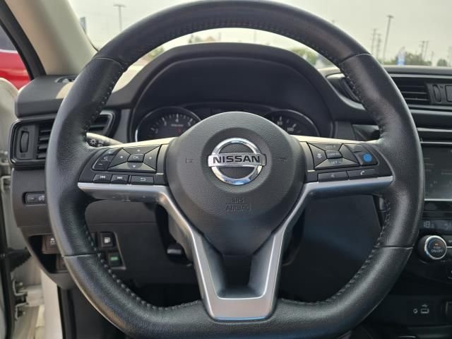 Used 2019  Nissan SL image 23