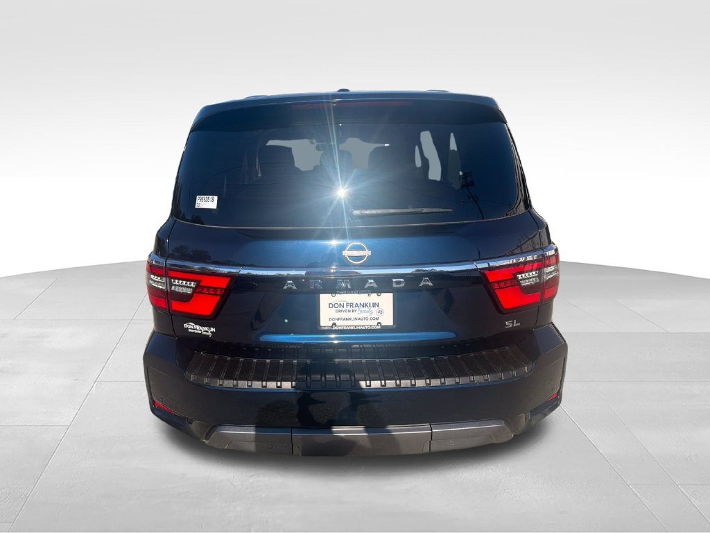 Used 2023 Blue Nissan SL image 4