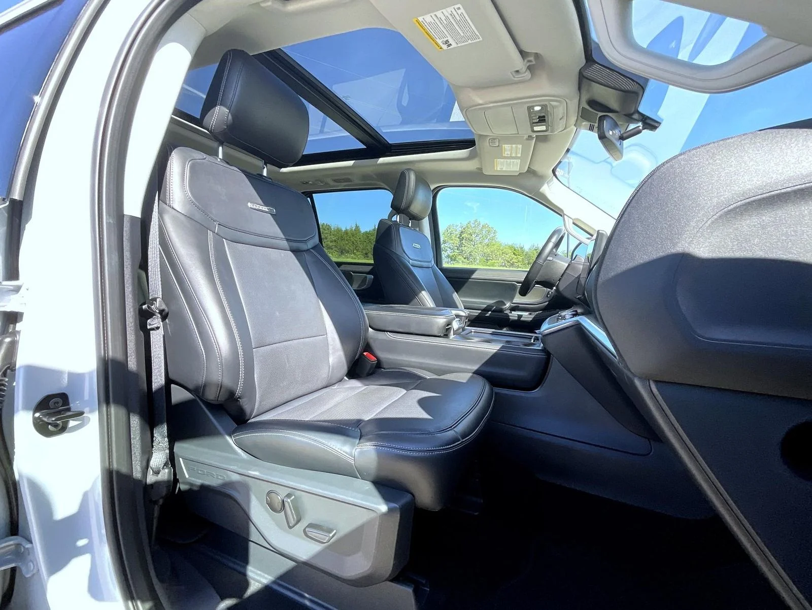 Used 2025 Silver Ford Platinum image 16