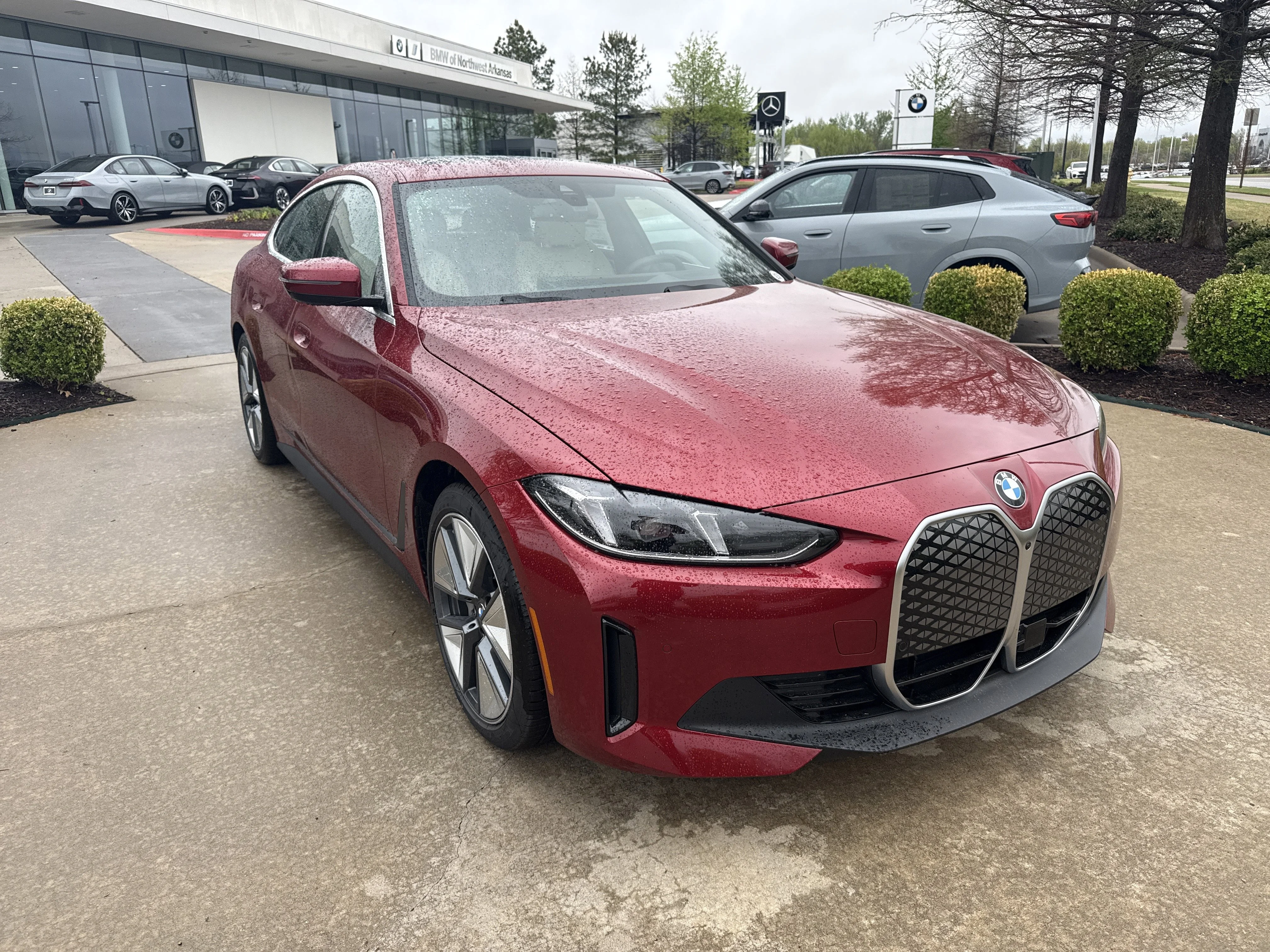 New 2026 VEGAS RED BMW xDrive40 image 6